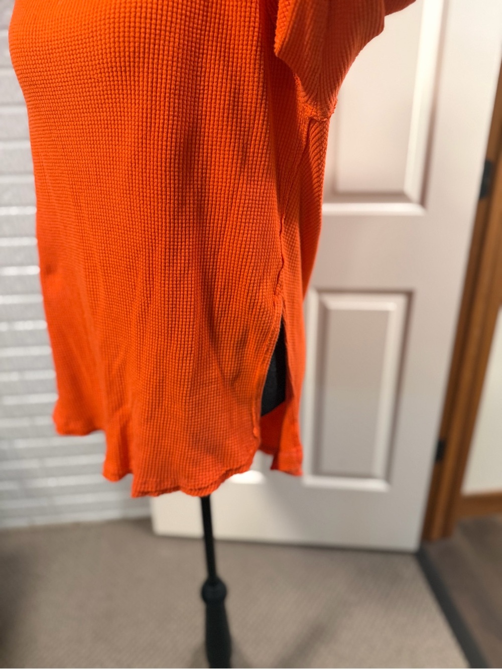 Free People We The Free Orange Thermal Top – Size X Small Runs Big - Picture 2 of 7